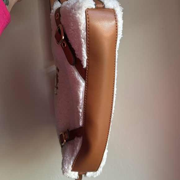 Stylish White and Brown Women's Shoulder Bag - Picture 8 of 9